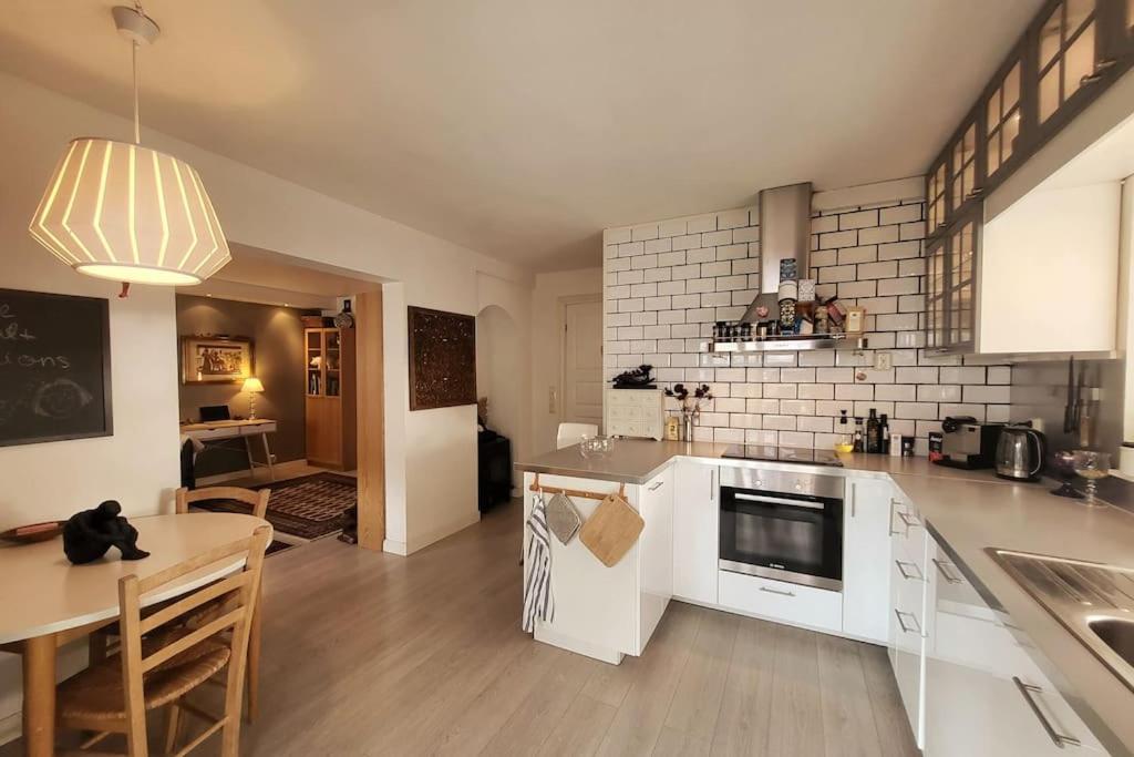 Superb And Central Place! Airb&b Favorite Appartement