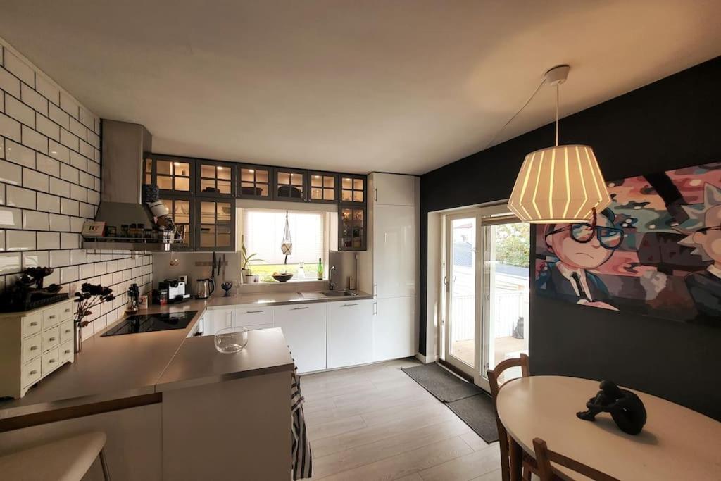 Superb And Central Place! Airb&b Favorite Appartement